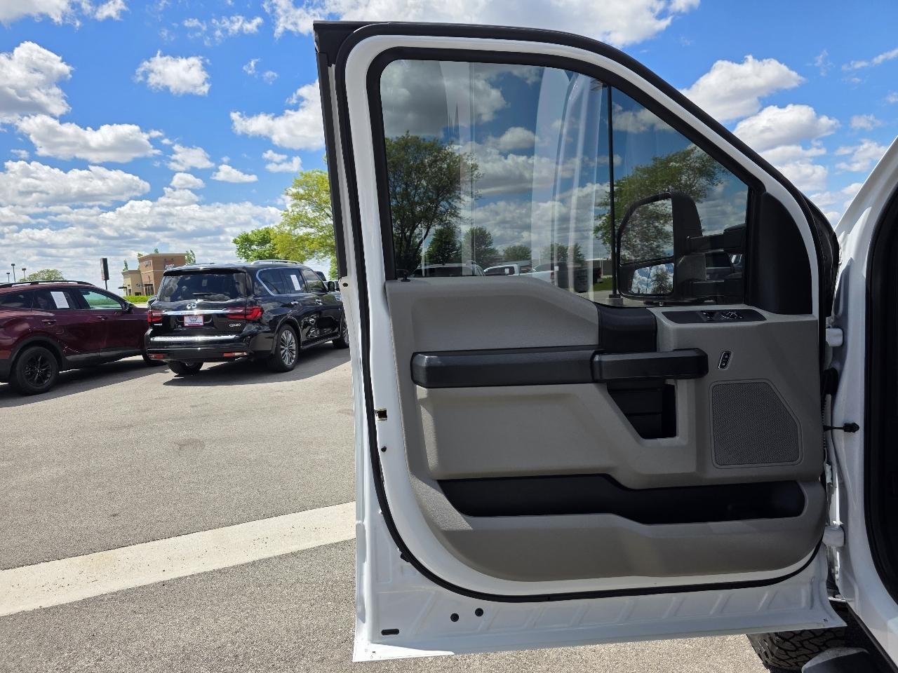 ford f-350 super duty 2017 1FDRF3DT2HEE27055 image ford f-350 super duty 2017 1FDRF3DT2HEE27055 image